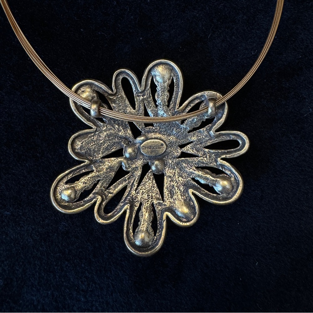 Chico's Large Pendant Necklace Sparkly Floral Golden Stunner Slim Cord Adj. - Picture 7 of 7